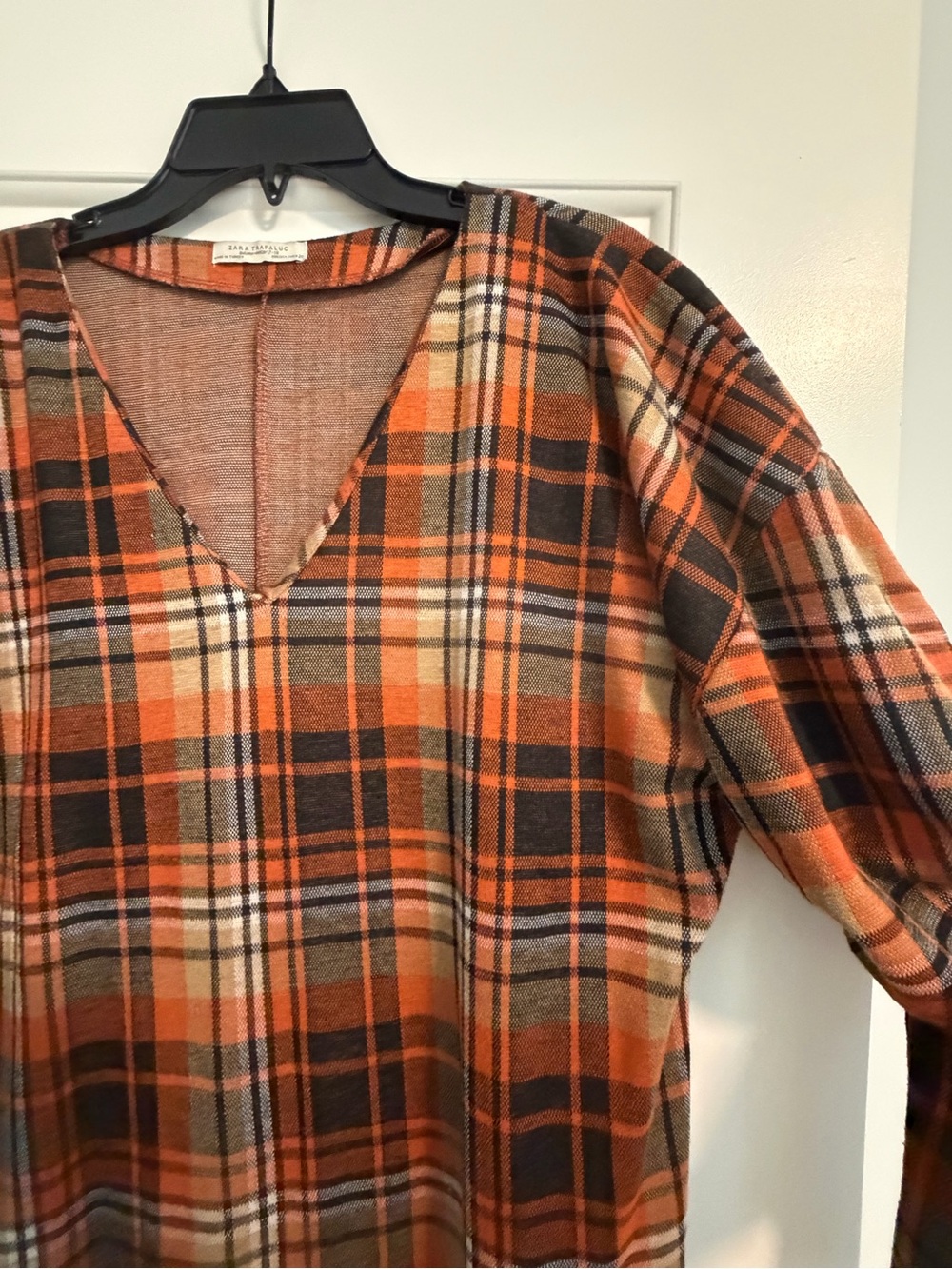 Perfect for fall!! Zara Orange Plaid V-Neck Dress